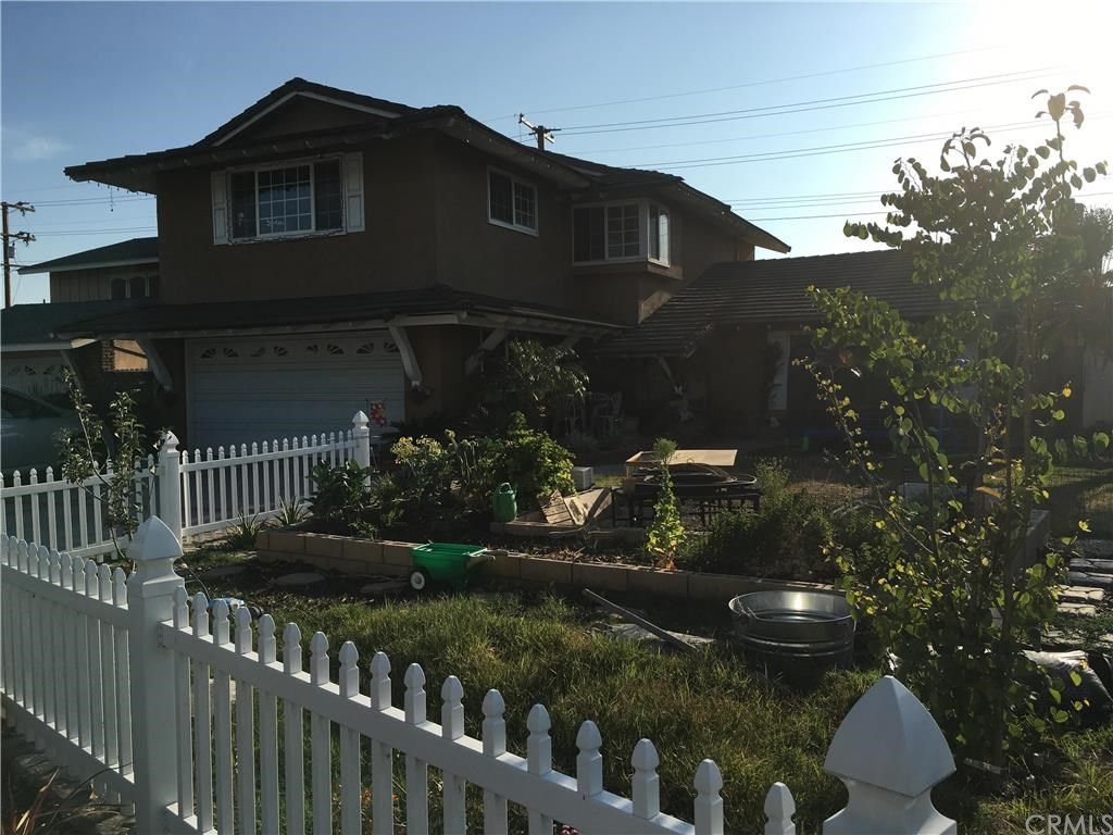 1235 S Berkley St, Anaheim, CA 92804