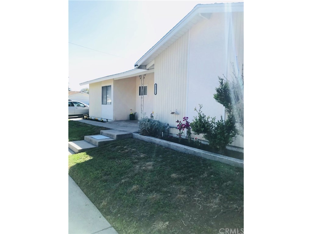 20815 Nectar AveLakewood, CA 90715, USA