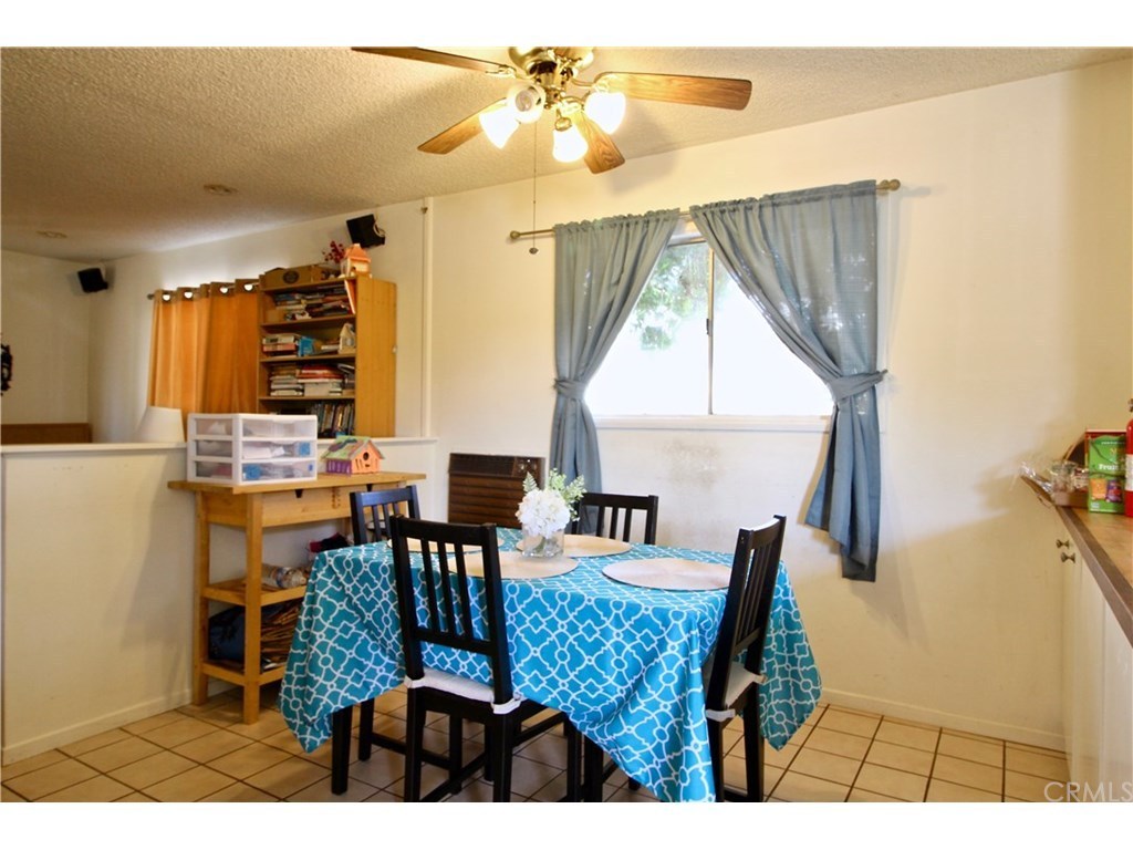 20815 Nectar AveLakewood, CA 90715, USA