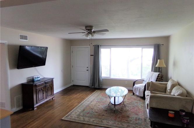 17217 Hibiscus St Fontana, CA 92335